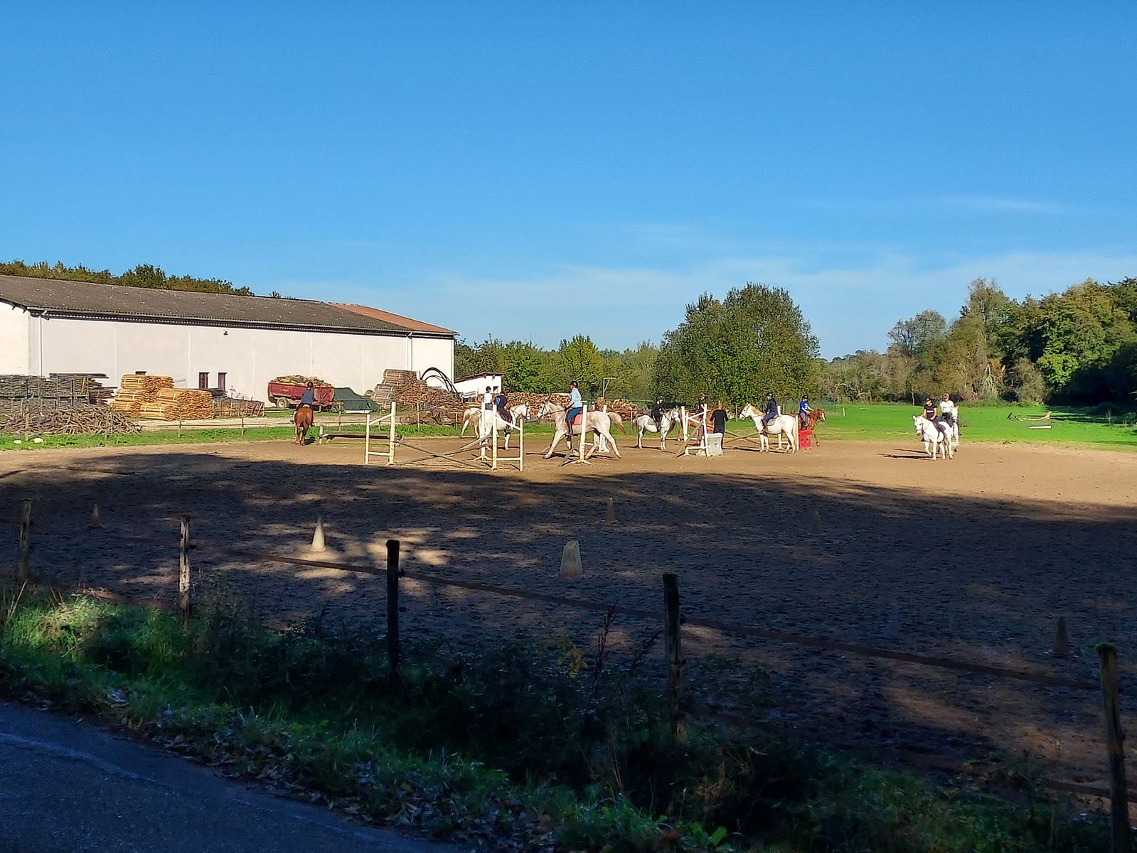 Carrière de l'école d'équitation la "Licorne."