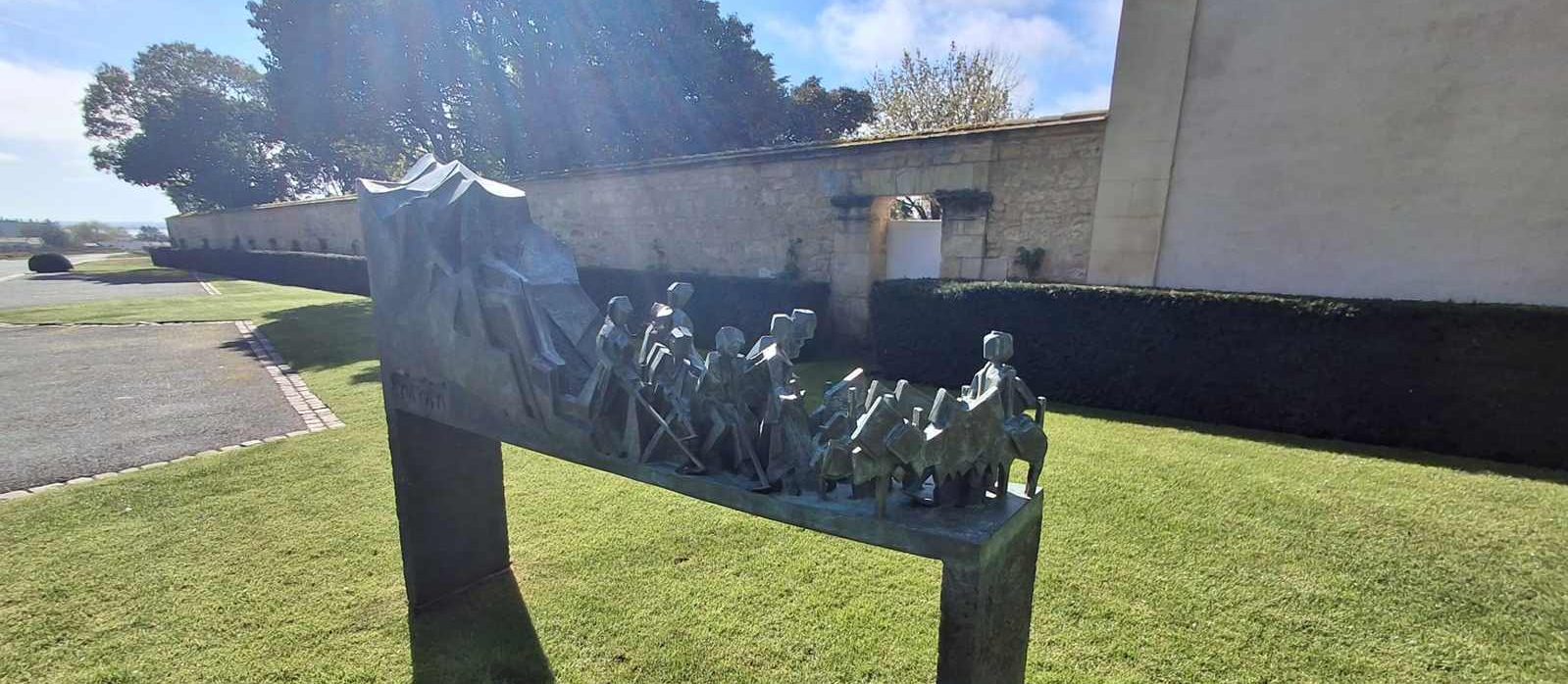 Vin: De l'ombre à la lumière, la saga des Cazes dans le Médoc